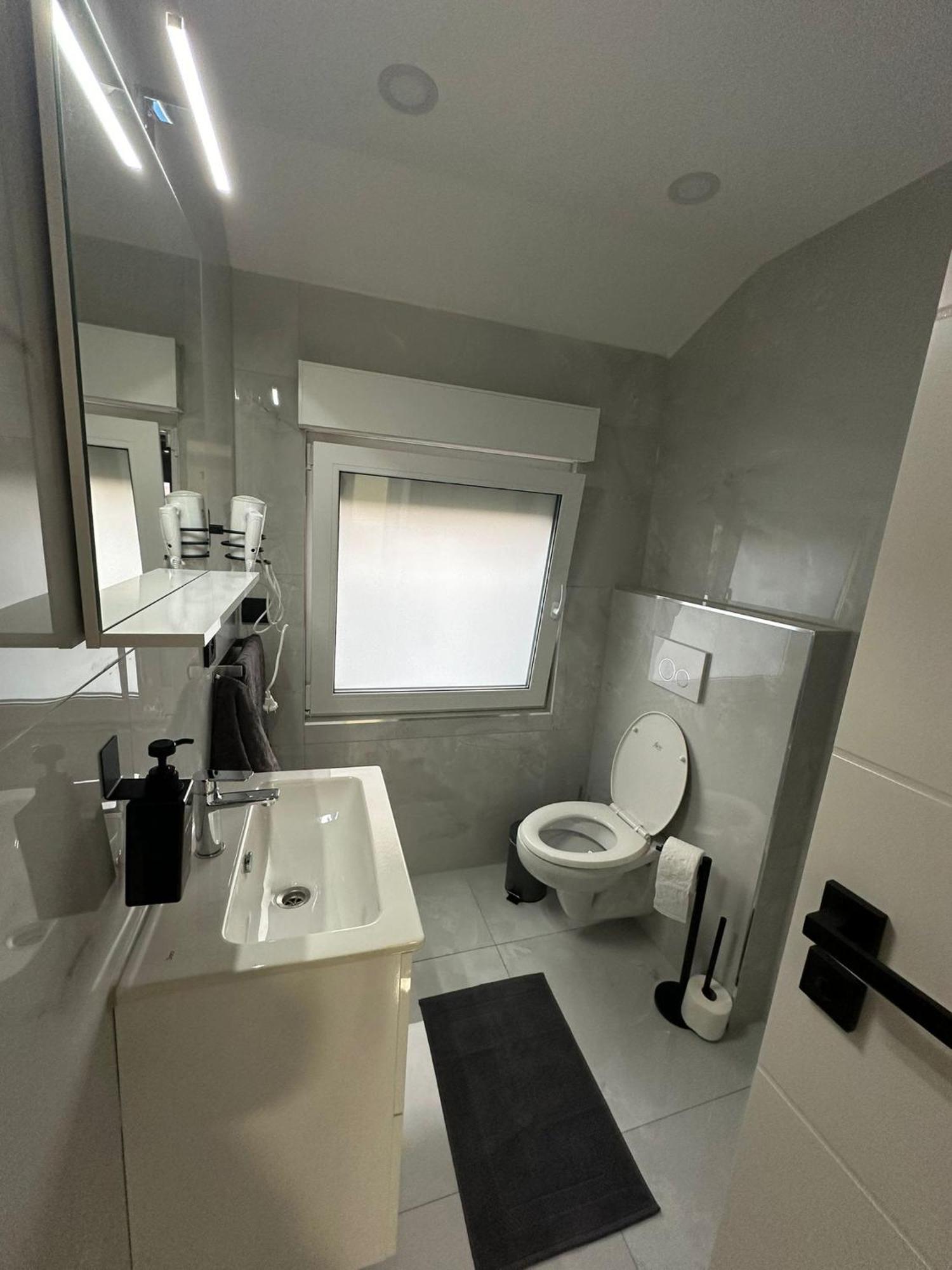 Moparts Guest house